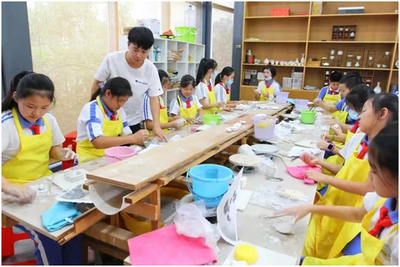 課后服務(wù)、午餐午休全覆蓋！深圳打造有溫度的教育，讓學(xué)生課后看護(hù)服務(wù)更貼心